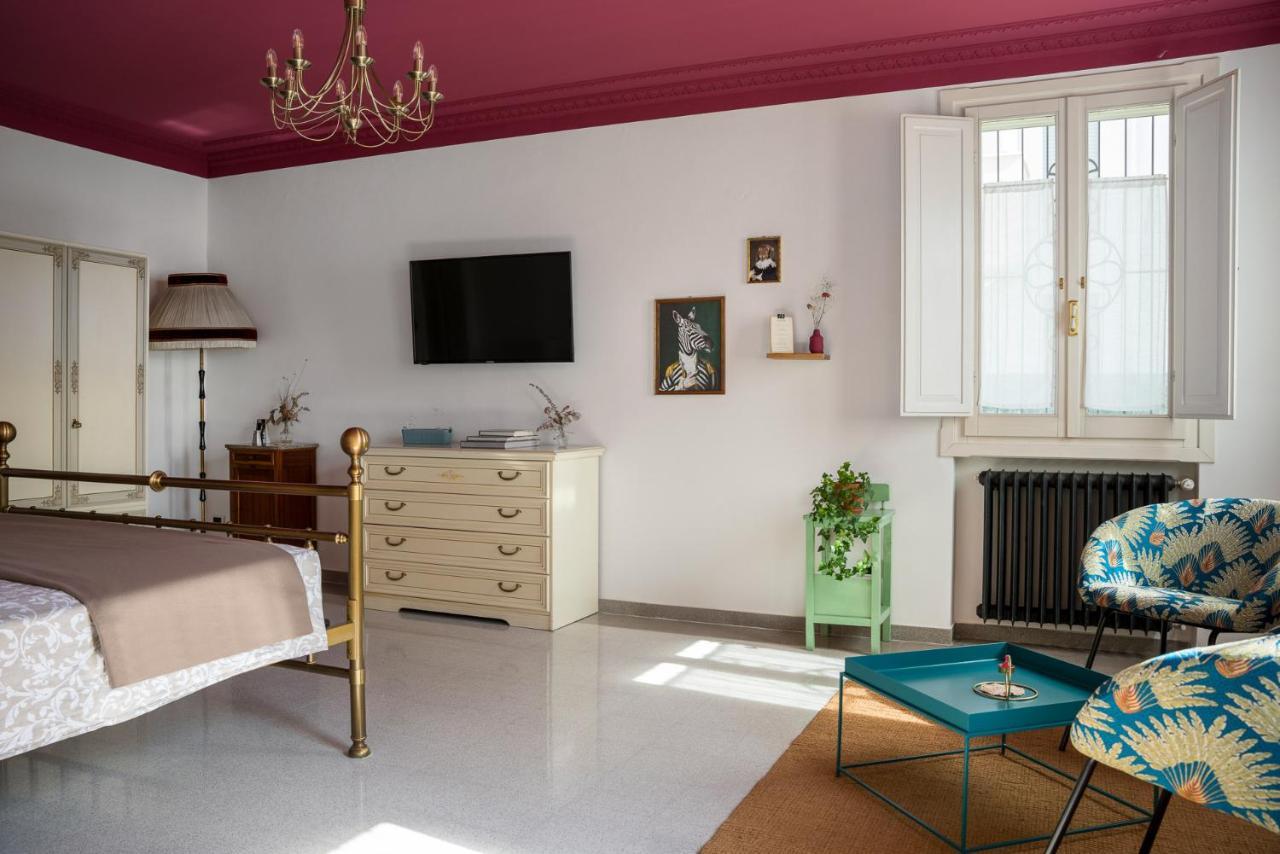 B&B Villa Ebe Santarcangelo di Romagna Luaran gambar