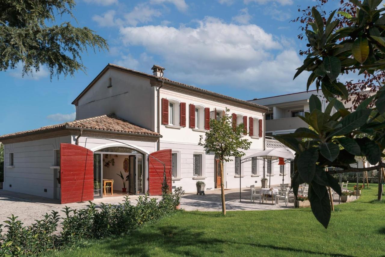 B&B Villa Ebe Santarcangelo di Romagna Luaran gambar